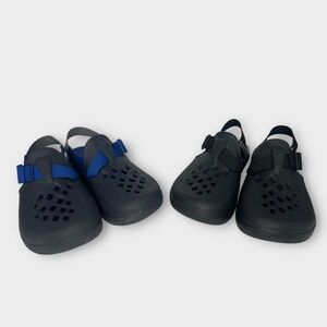 Chaco‎ Chillos Clog Sandals Two Pairs Men’s Size 9 One Black Pair One Navy Blue